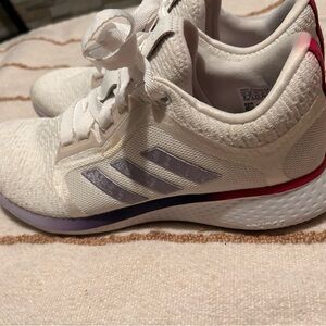 Adidas Women's Edge Lux Size 9